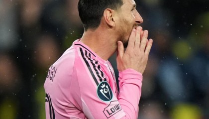 世界杯赛事直播入口-0-0！迈阿密闷平：梅西哑火无缘900球 门将神扑 苏神坐板凳